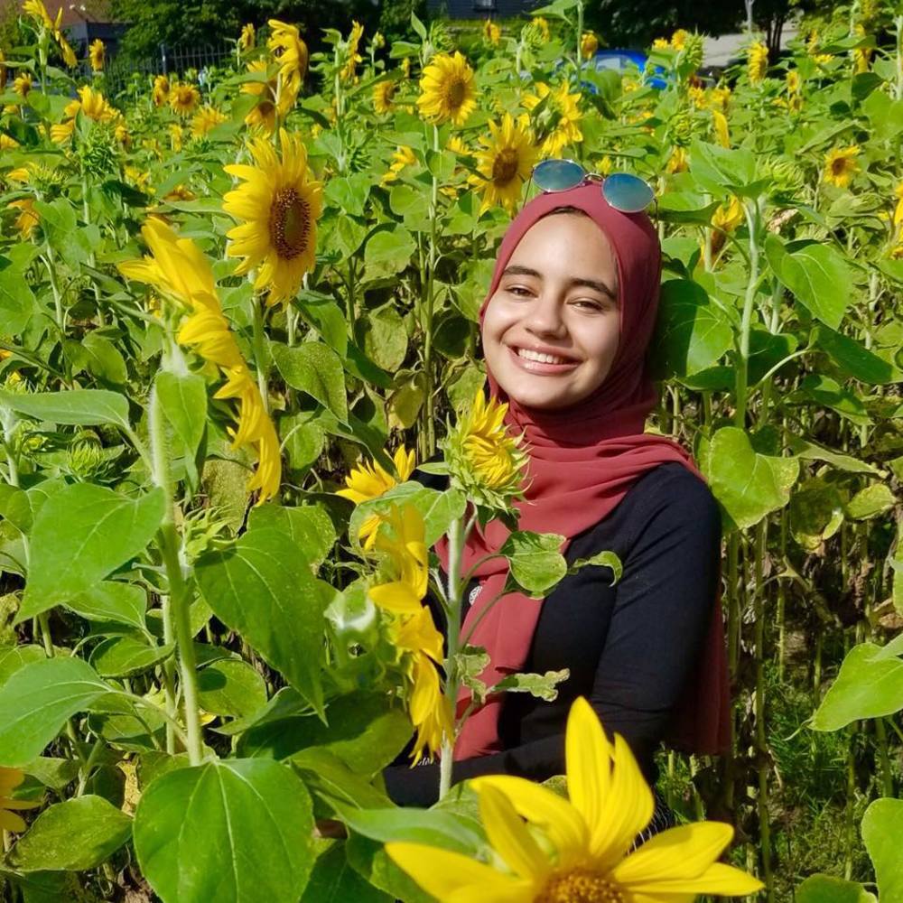 Meet your Posher, Asmaa
